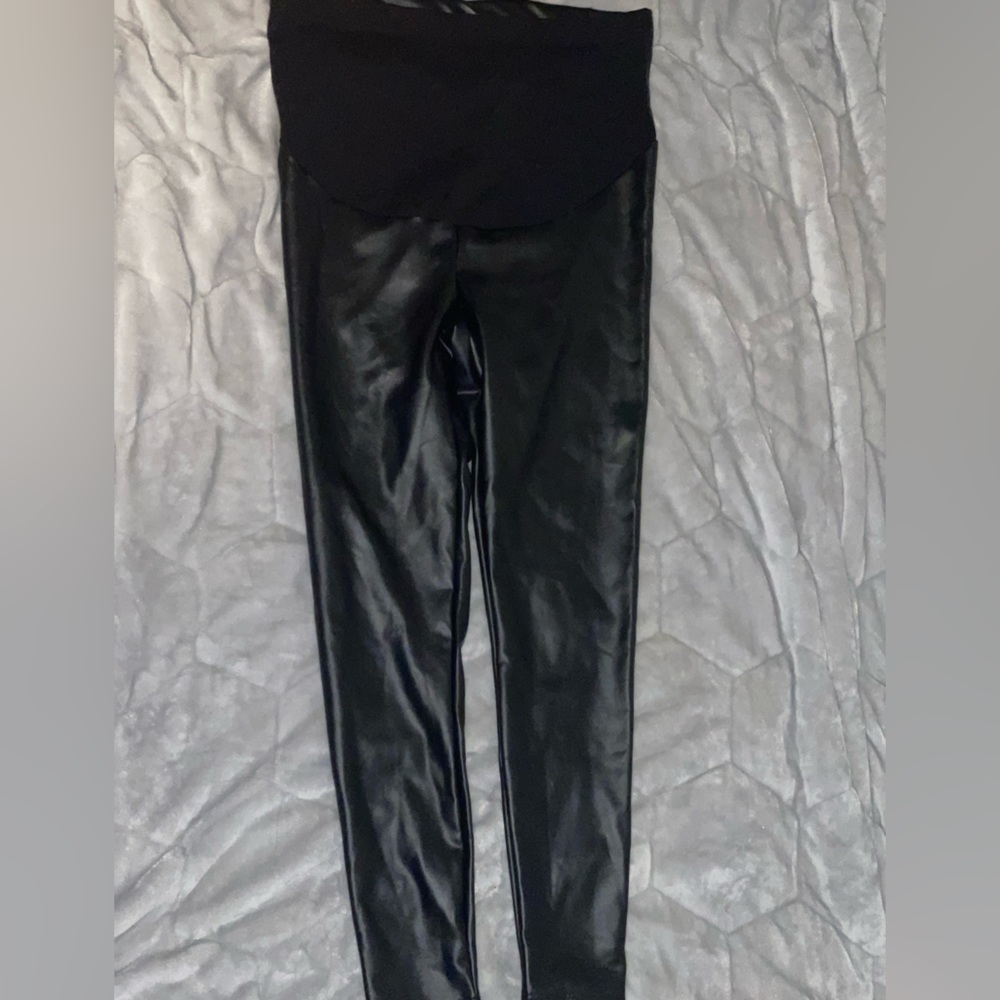 Faux leather maternity leggings